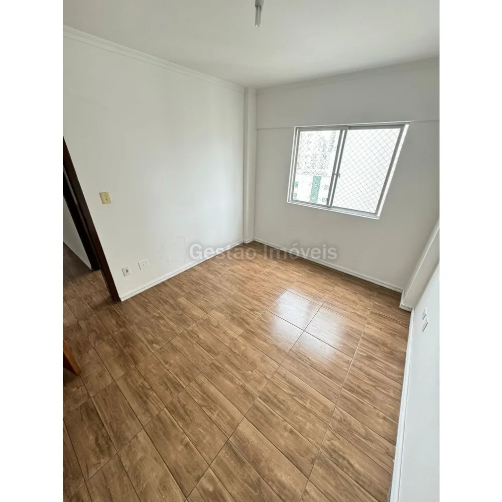 Apartamento 2 quartos para Locação Anual no bairro Centro em Balneário Camboriú