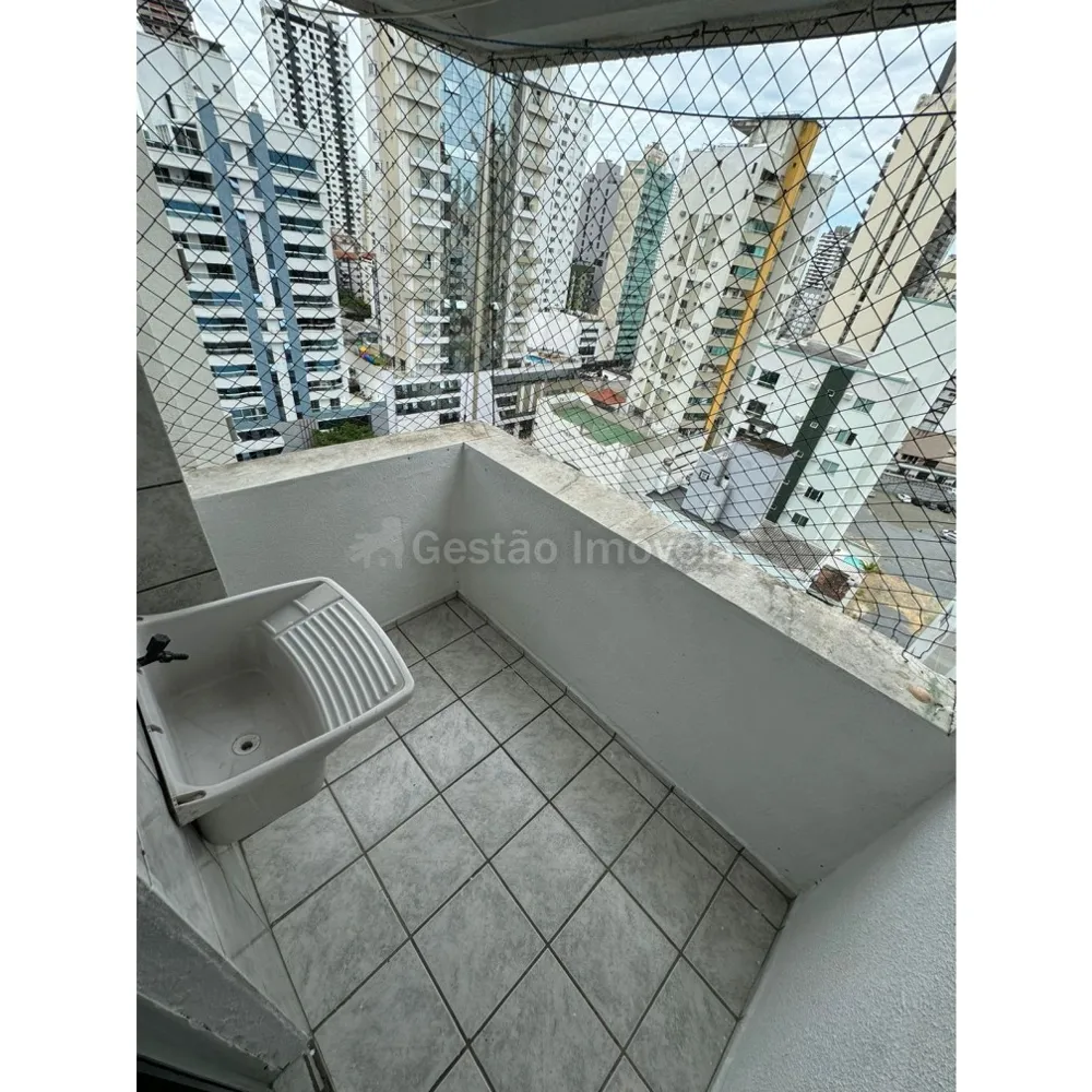 Apartamento 2 quartos para Locação Anual no bairro Centro em Balneário Camboriú