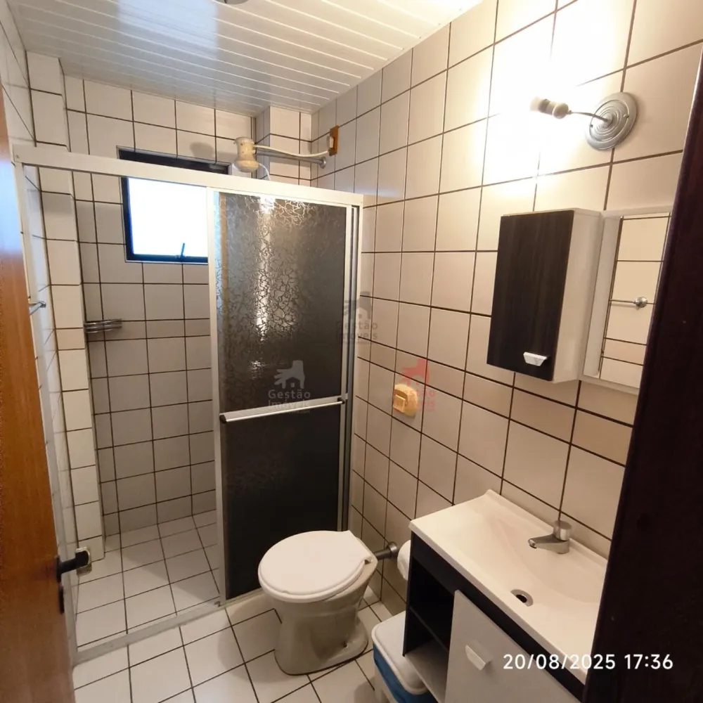 Apartamento 2 quartos para Locação Anual no bairro Centro em Balneário Camboriú