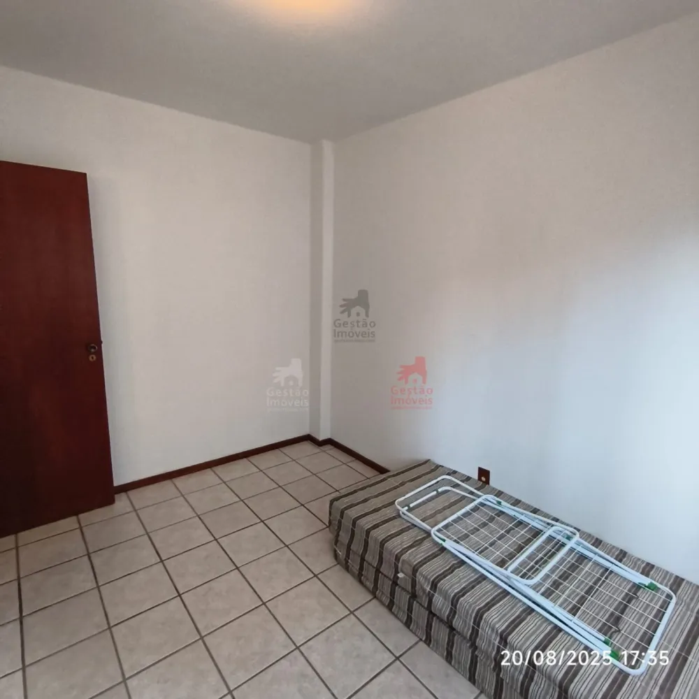 Apartamento 2 quartos para Locação Anual no bairro Centro em Balneário Camboriú