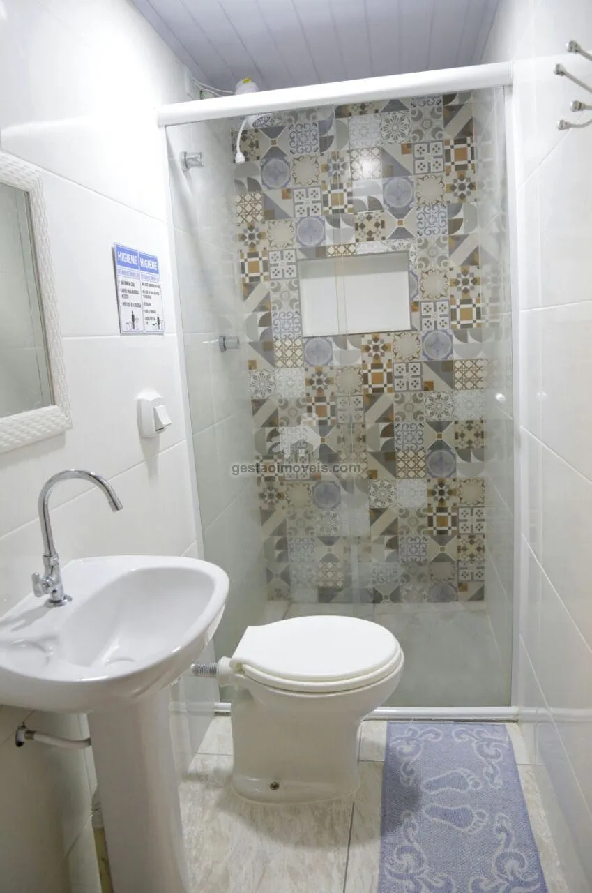 Ótima oportunidade, Hostel à 40 mts da praia