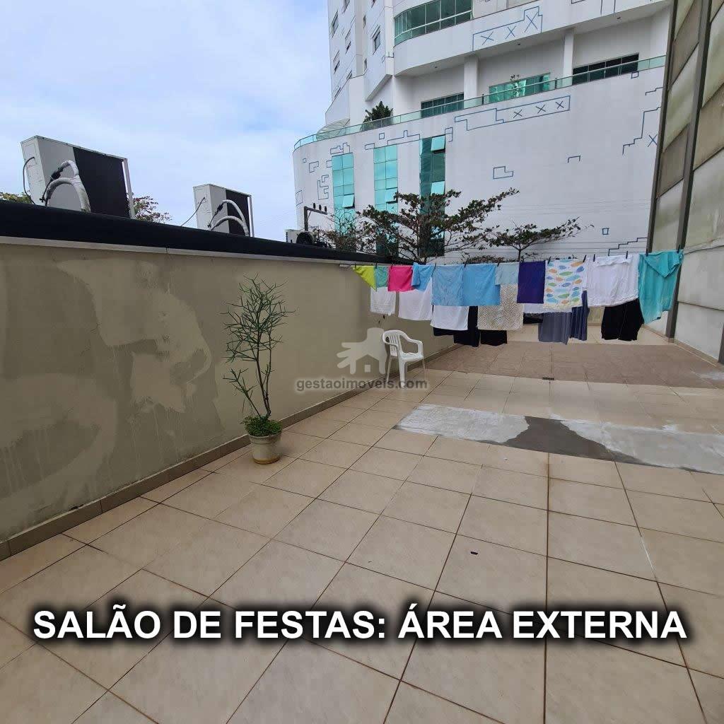 Apartamento 2 quartos a 95 metros da praia Central em Balneário Camboriú