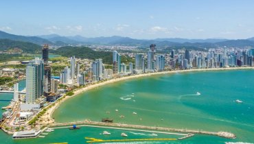 Fachada da imobiliária