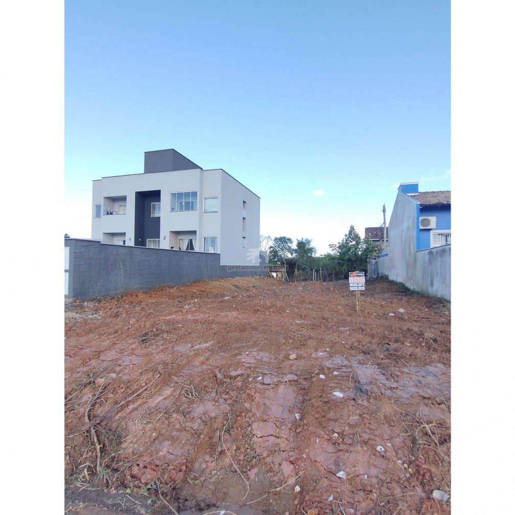 Terreno com 300mts² a venda em Barra Vella no Bairro Itajuba