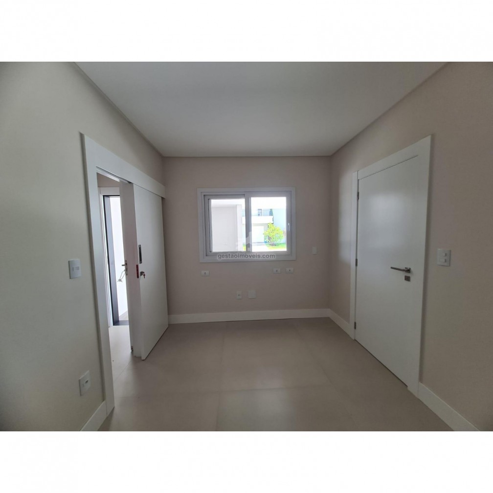 🏡 Casa em Condomínio Fechado de Luxo 🏡