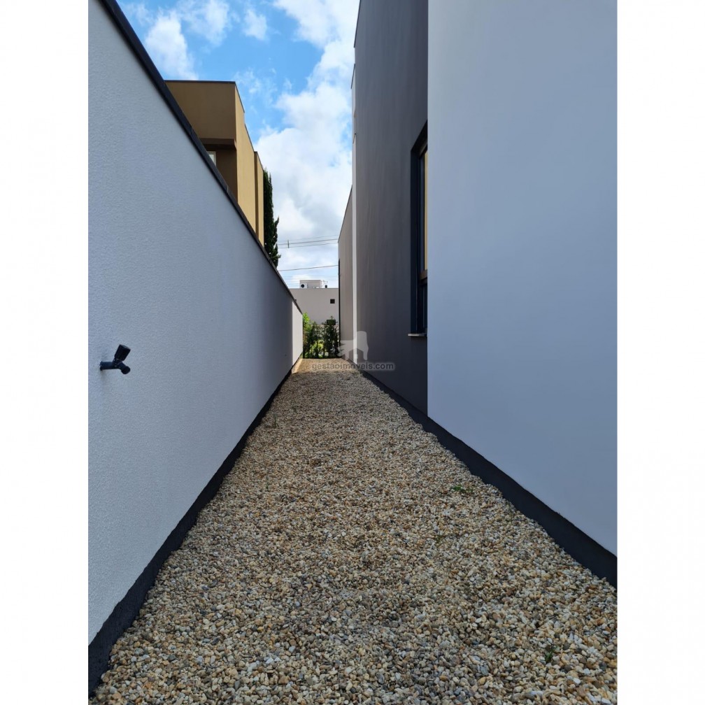 🏡 Casa em Condomínio Fechado de Luxo 🏡