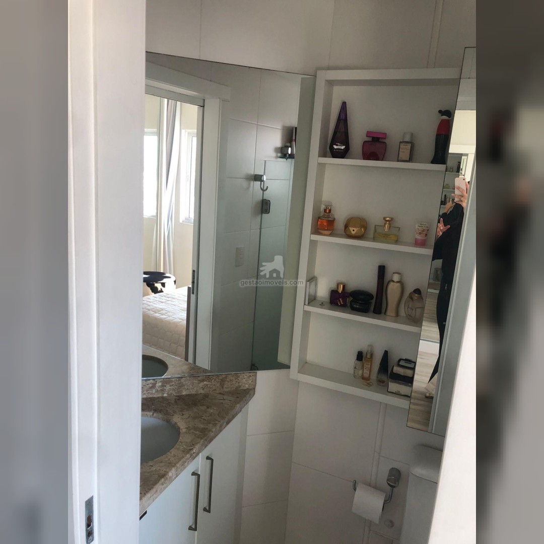 Apartamento 2 suítes para Locação Anual no bairro Centro em Balneário Camboriú