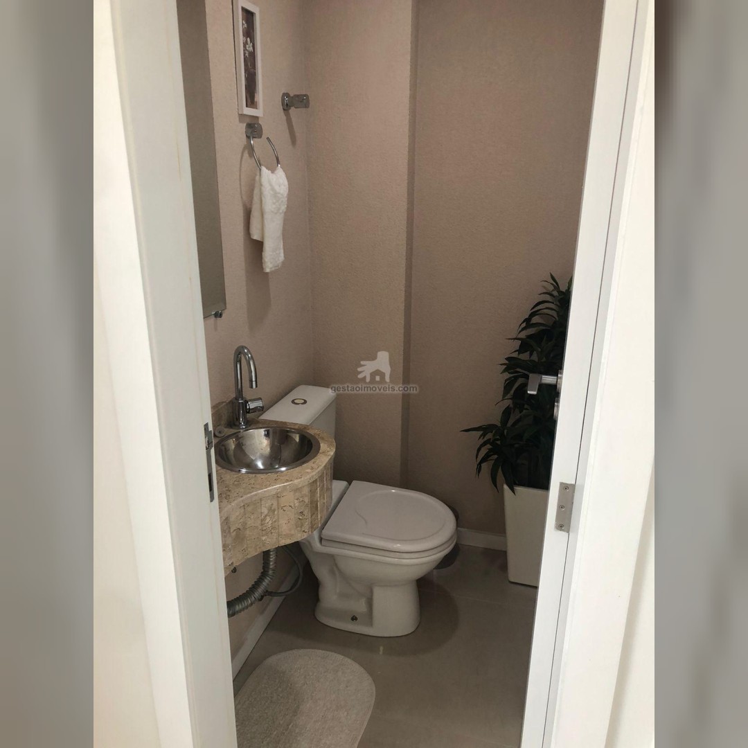 Apartamento 2 suítes para Locação Anual no bairro Centro em Balneário Camboriú