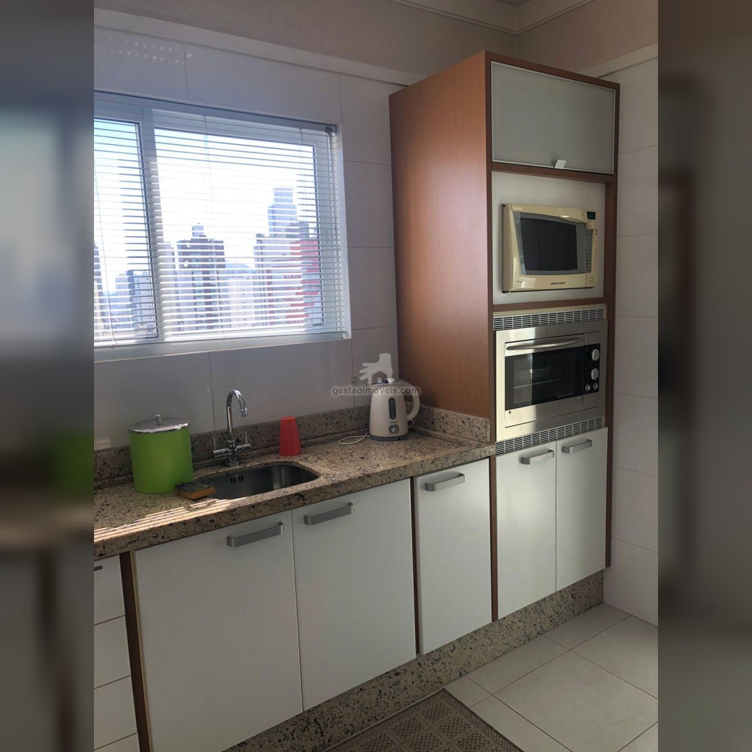 Apartamento 2 suítes para Locação Anual no bairro Centro em Balneário Camboriú