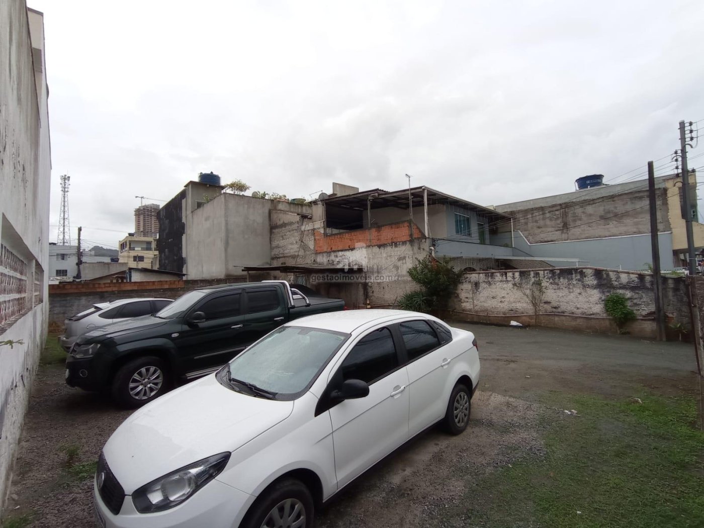 Otimo lote de frente para Rua Biguaçu, prontinho para construir !