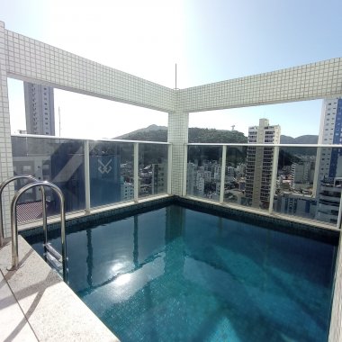 Linda Cobertura no centro de Balneário Camboriú 
