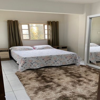 Casa com 2 andares à venda no Monte Alegre em Camboriú