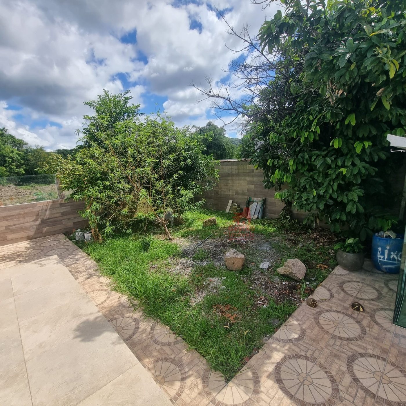 Casa 2 quartos com Piscina no Bairro Sta Regina em  Camboriú