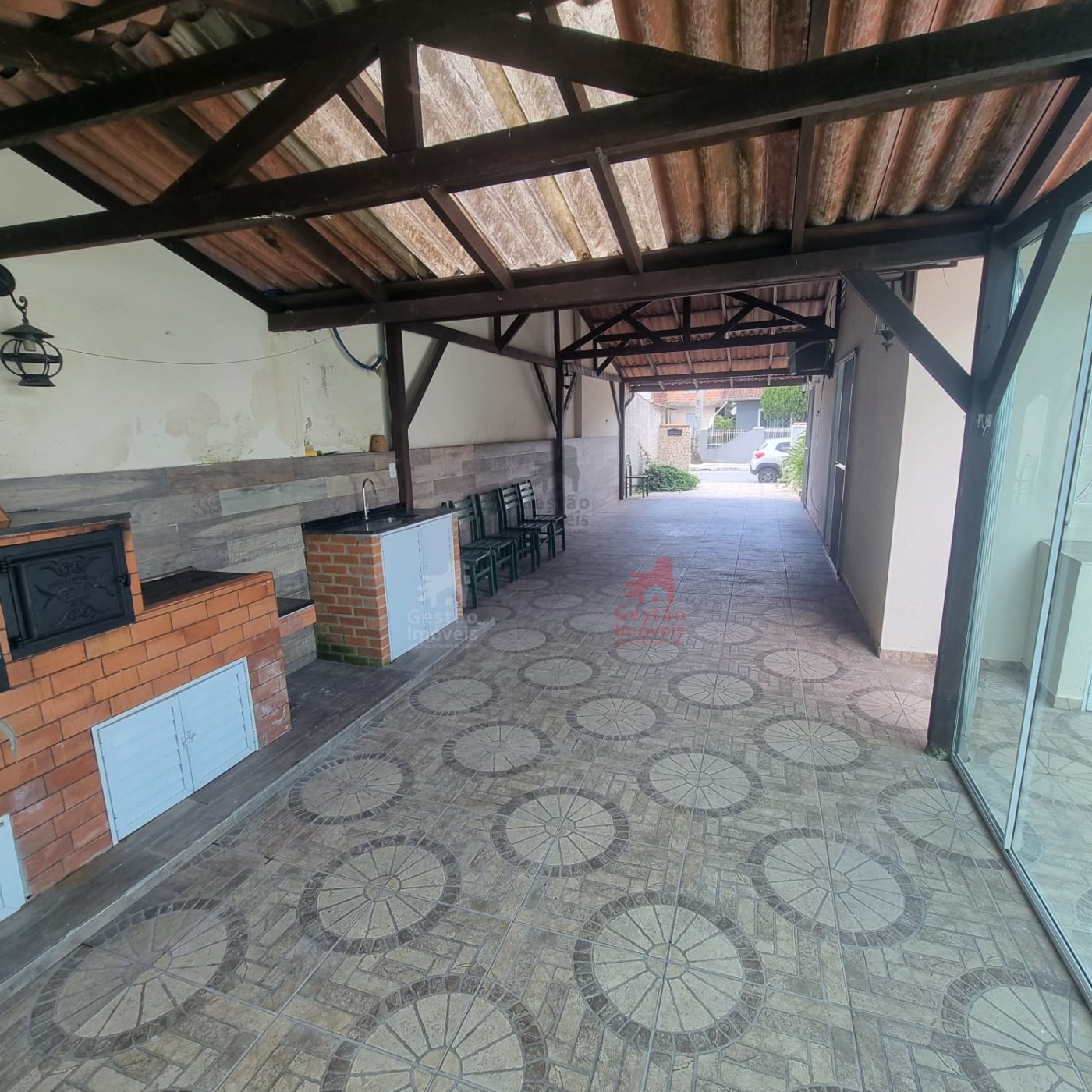 Casa 2 quartos com Piscina no Bairro Sta Regina em  Camboriú