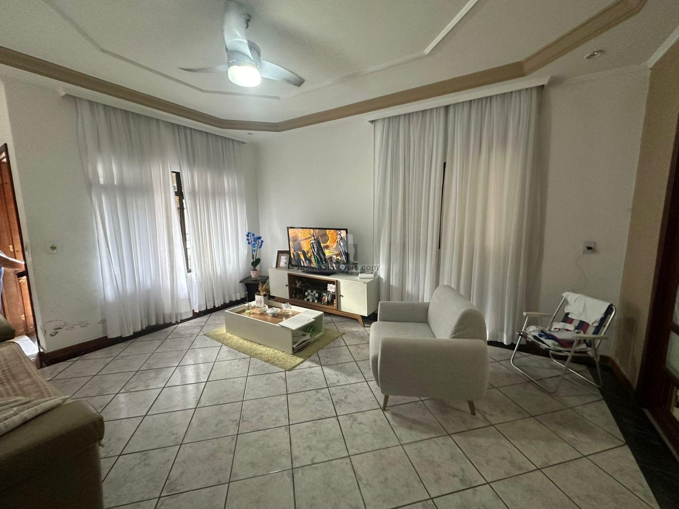 Casa mobiliada à venda no centro de Balneário Camboriú