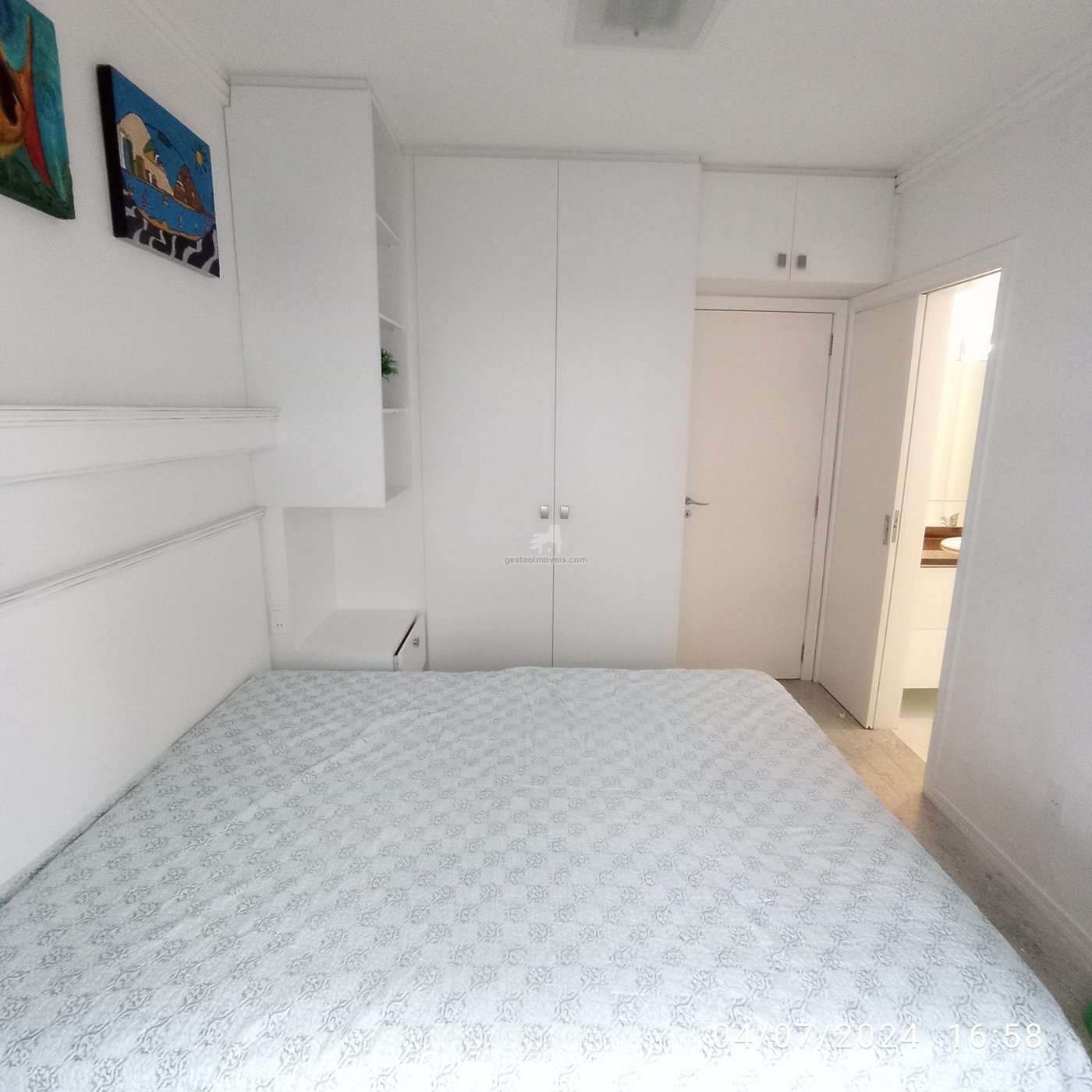 Apto com 5 quartos na quadra do mar, 2 vagas no centro-norte de BC