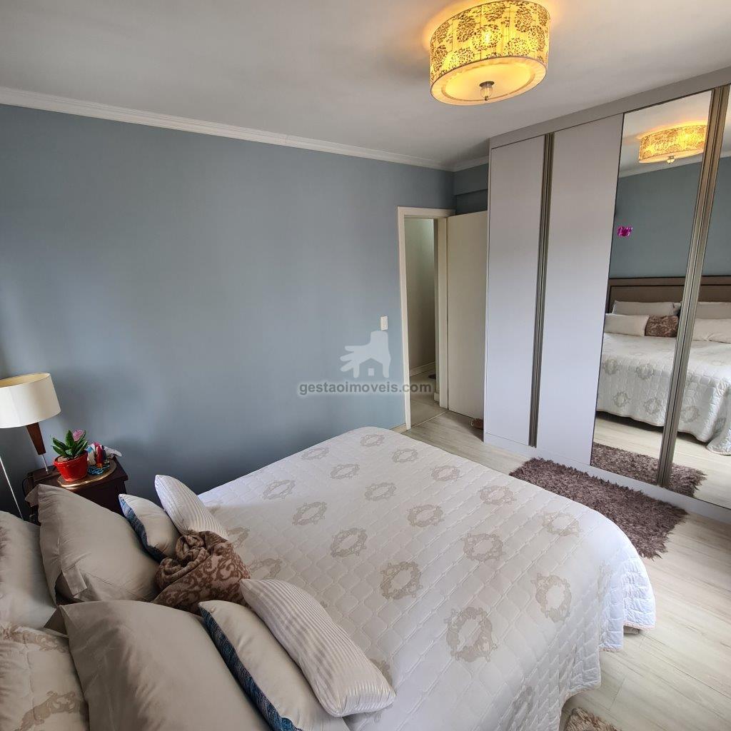 Apartamento 2 quartos a 95 metros da praia Central em Balneário Camboriú