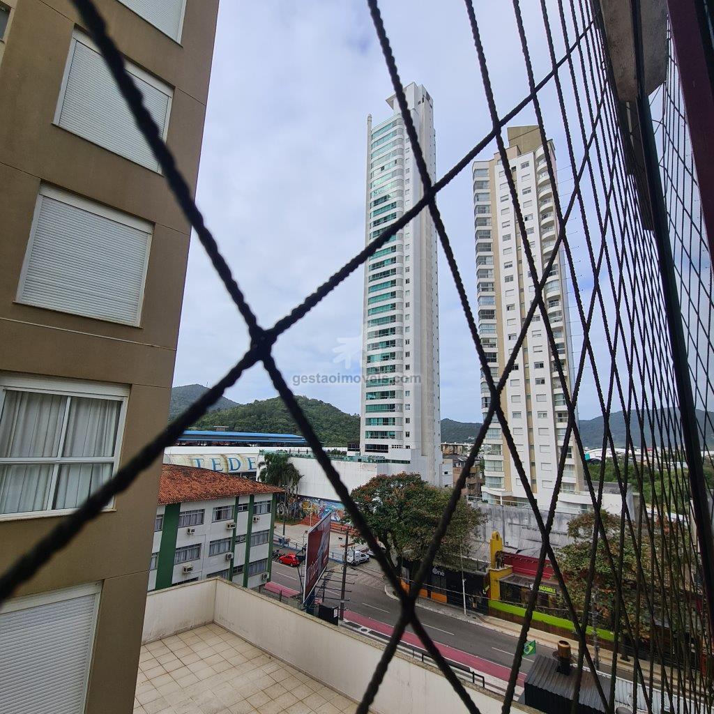 Apartamento 2 quartos a 95 metros da praia Central em Balneário Camboriú
