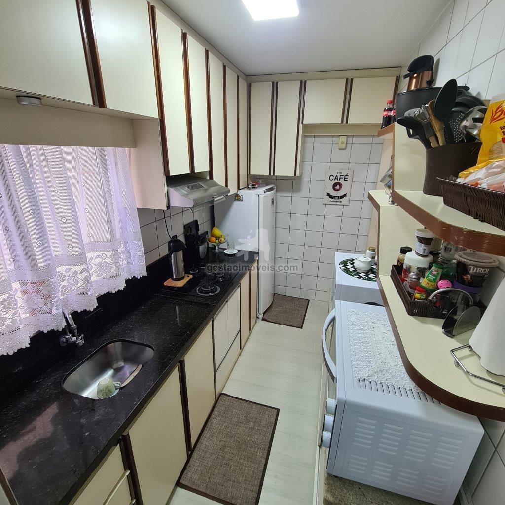 Apartamento 2 quartos a 95 metros da praia Central em Balneário Camboriú