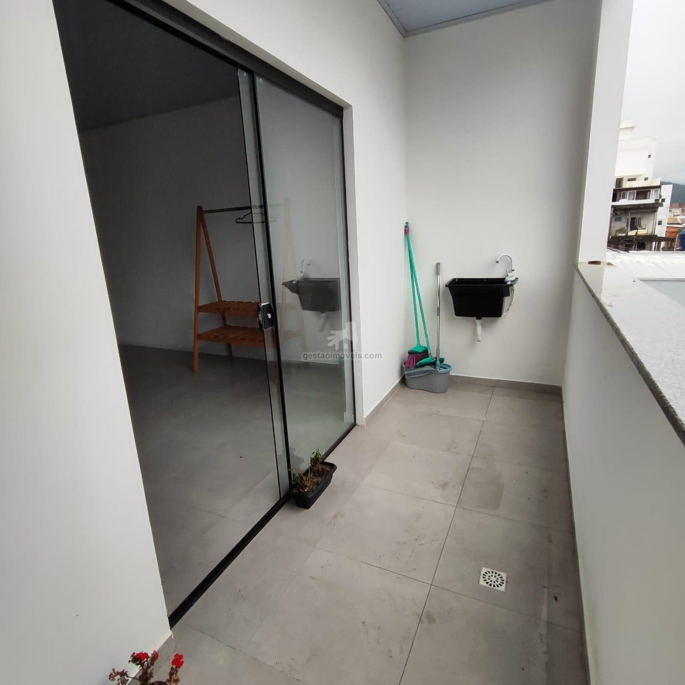 Apartamento 1 quarto para Locação Anual no bairro Municípios em Balneário Camboriú