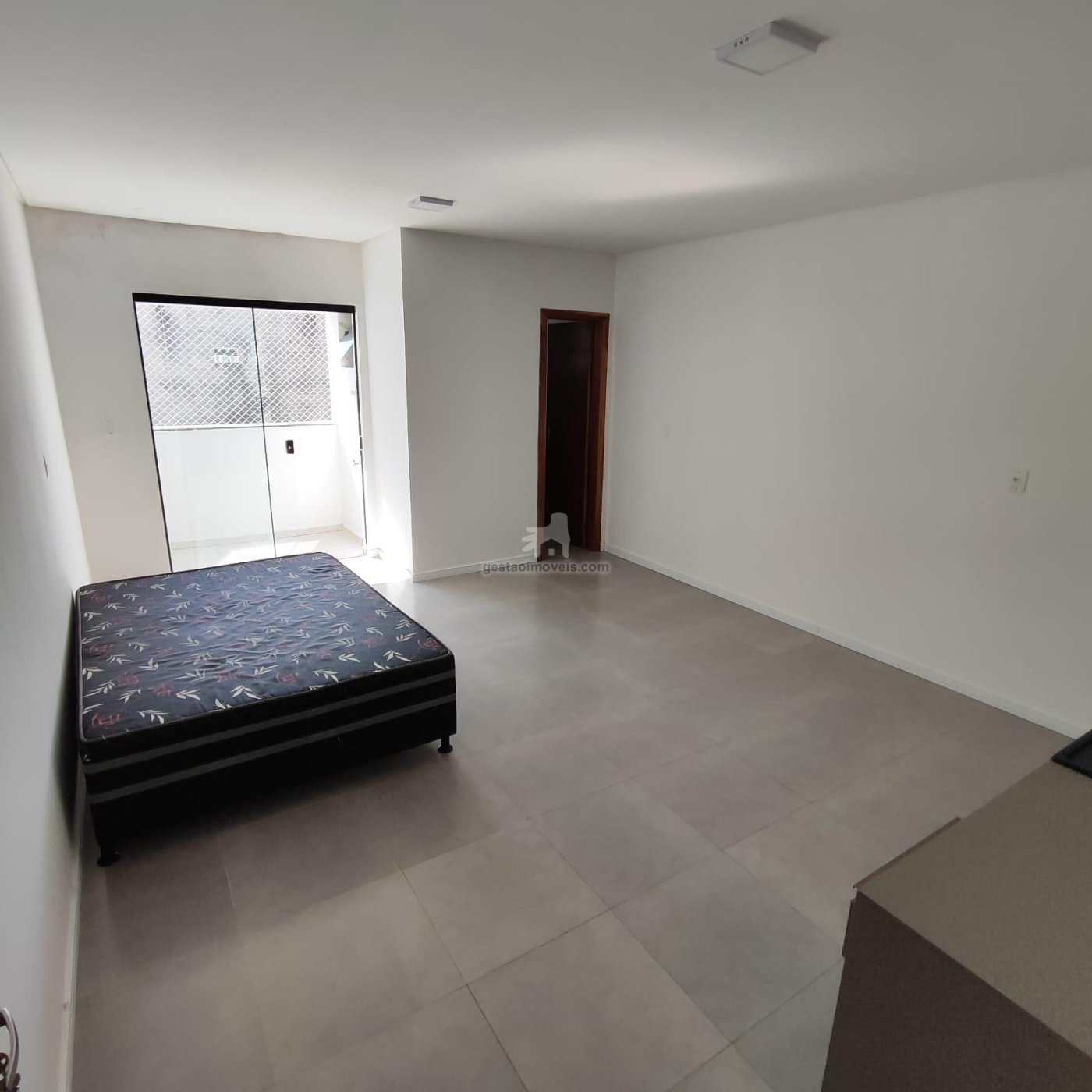 Apartamento 1 quarto para Locação Anual no bairro Municípios em Balneário Camboriú
