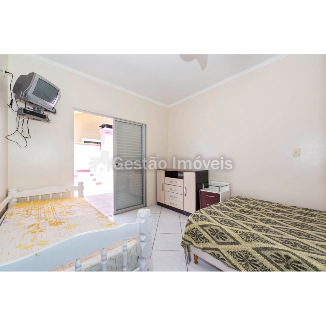 Casa 4 quartos para Venda em Bombinhas a 300m da Praia de Morrinhos