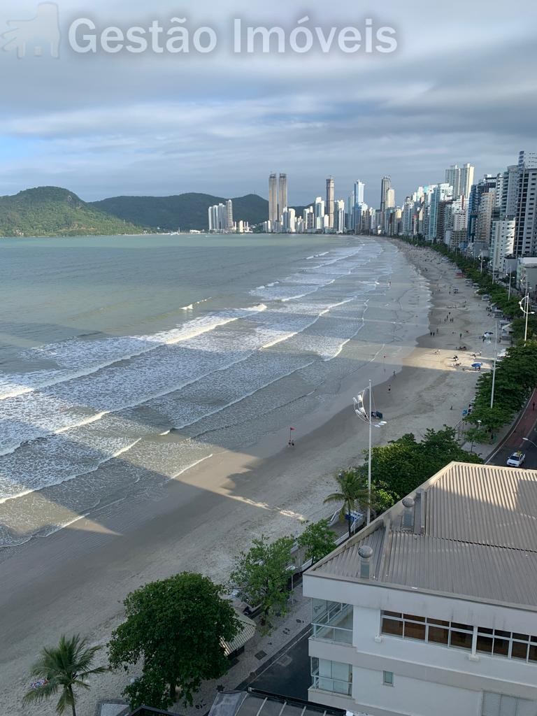 Apartamento de Luxo Frente Mar para locação anual em Balneário Camboriú