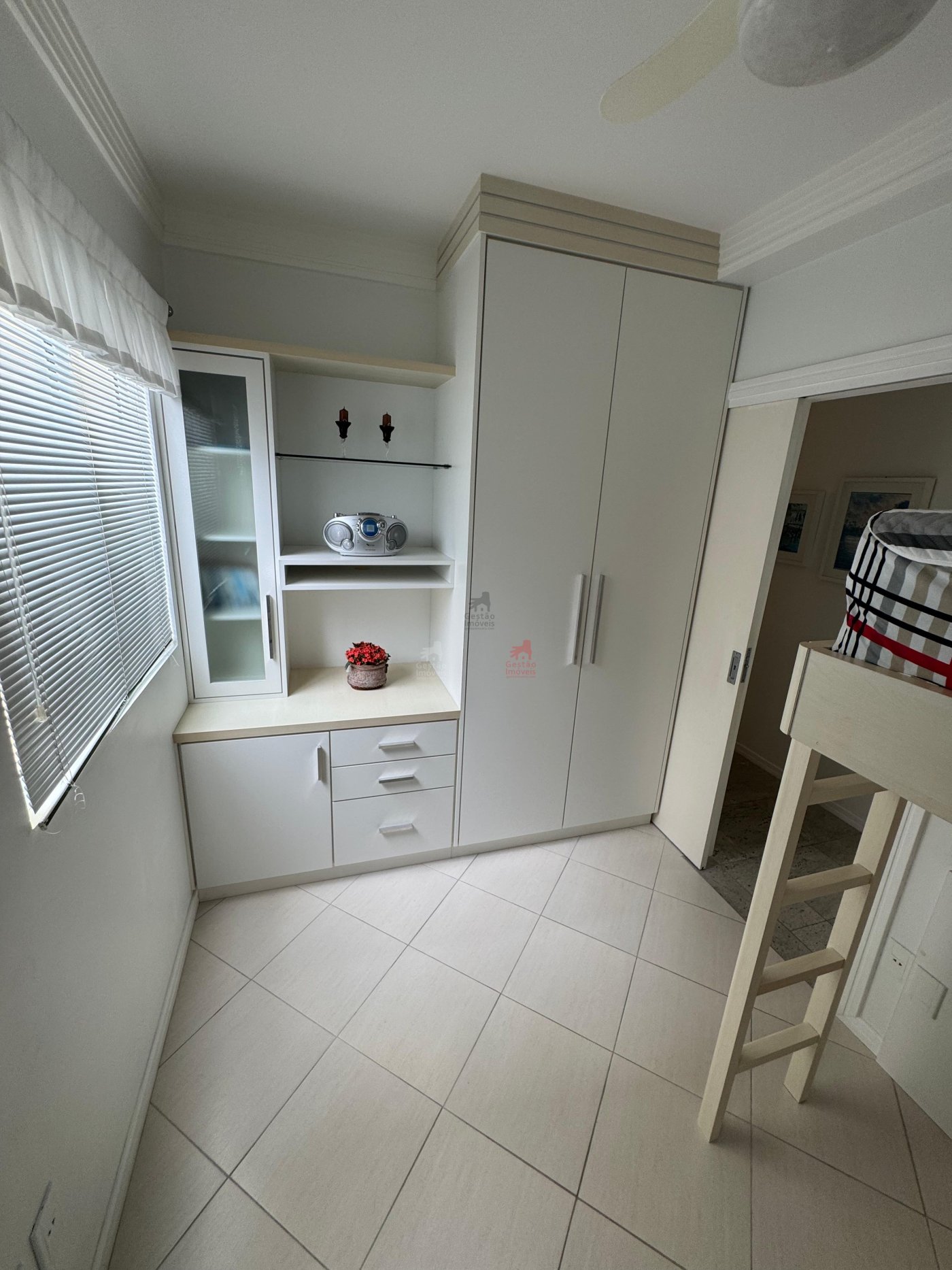 Oportunidade imperdível!! Apartamento VISTA MAR com 4 quartos para Venda em  Balneário Camboriú