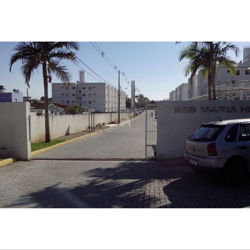 Apto Excelente, reformado, de 2 dorm, 1 vaga grande - Cedro em Camboriú 