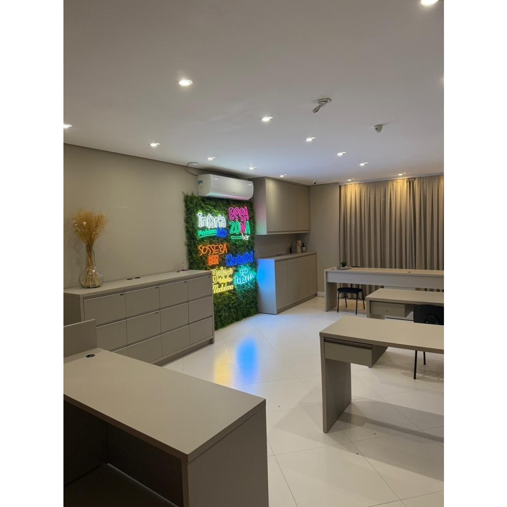 Sala Comercial à Venda – Centro de Balneário Camboriú