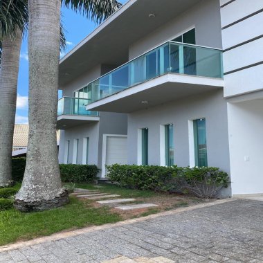 Mansão Exclusiva à Venda no Condomínio Vila Rica – Balneário Camboriú/SC