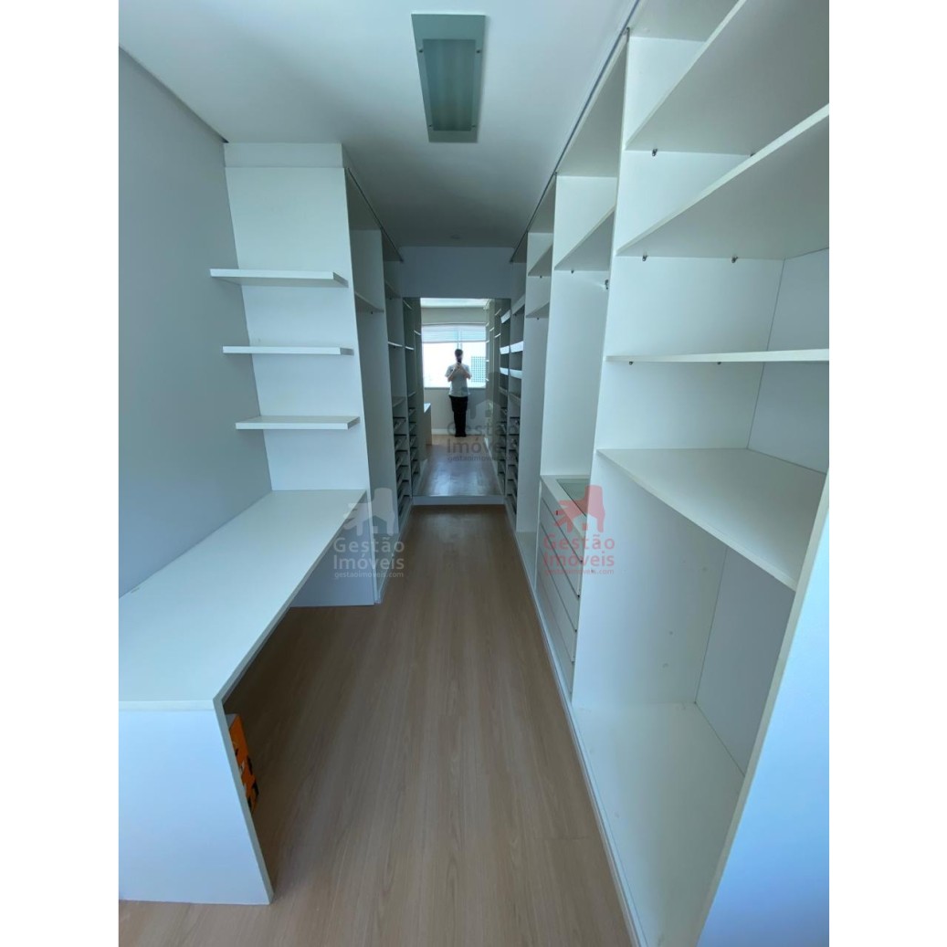 Mansão Exclusiva à Venda no Condomínio Vila Rica – Balneário Camboriú/SC