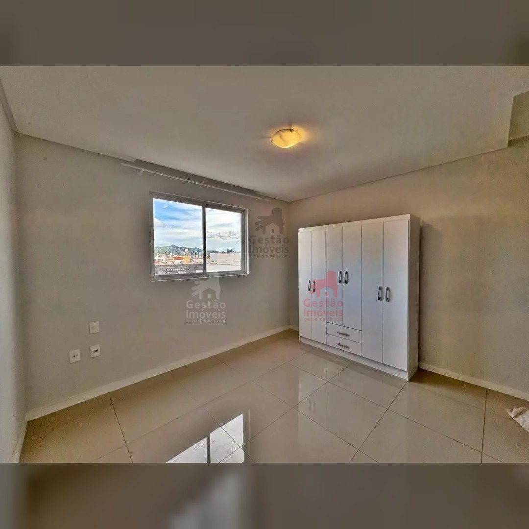 Apartamento Diferenciado com 2 quartos no Centro de BC