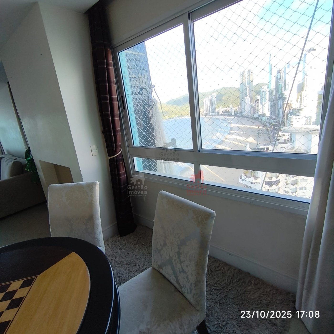 Duplex Frente Mar no Centro de Balneário Camboriú