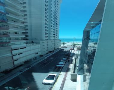 Ótimo Apartamento 3 quartos, Localizado no Centro - Quadra Mar! 