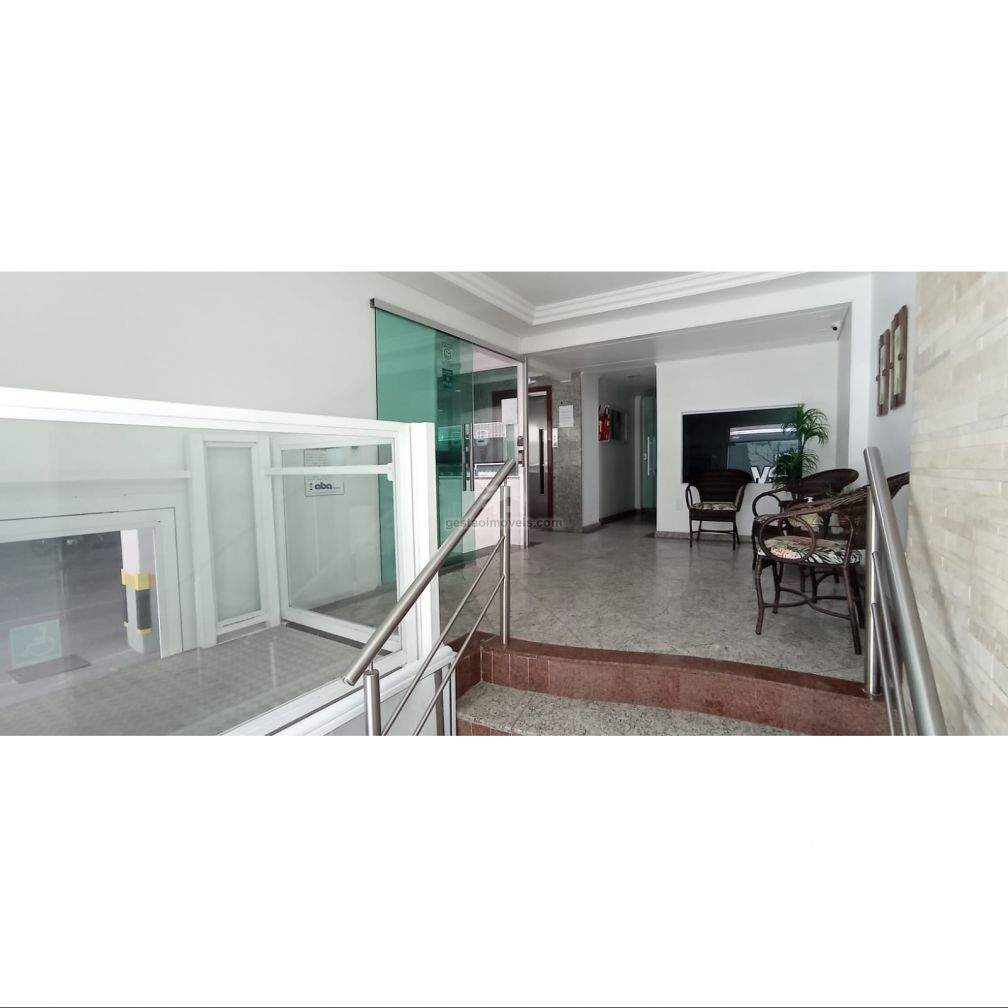 Ótimo Apartamento 3 quartos, Localizado no Centro - Quadra Mar! 
