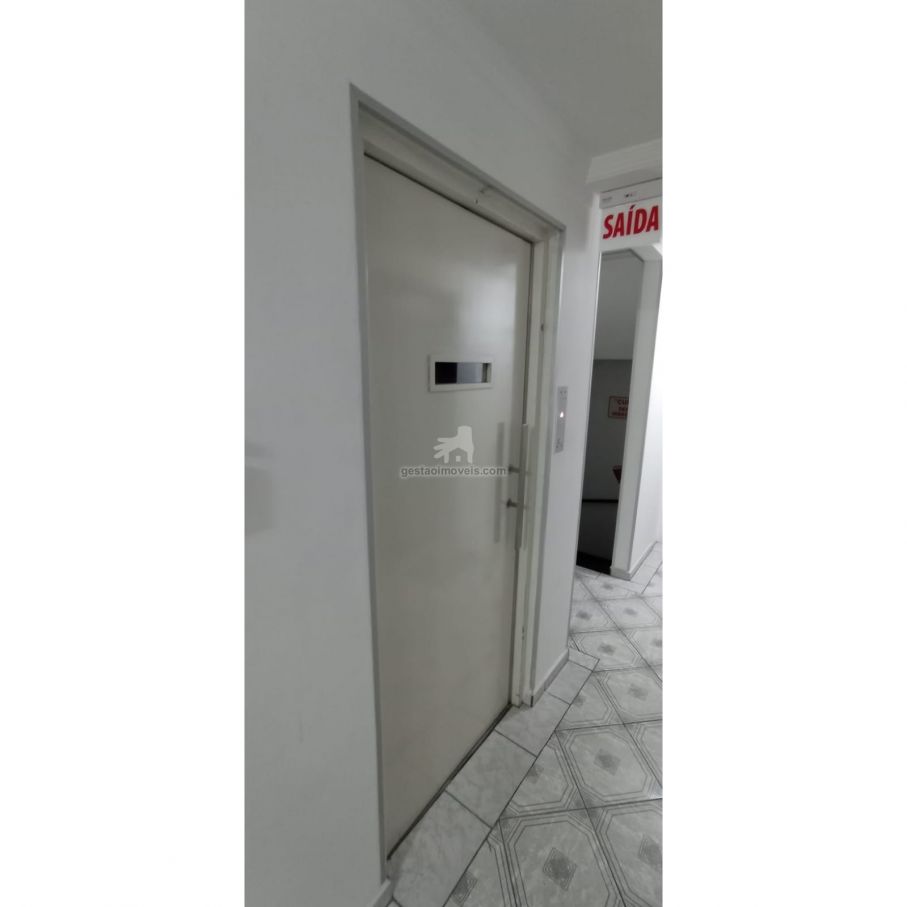 Ótimo Apartamento 3 quartos, Localizado no Centro - Quadra Mar! 