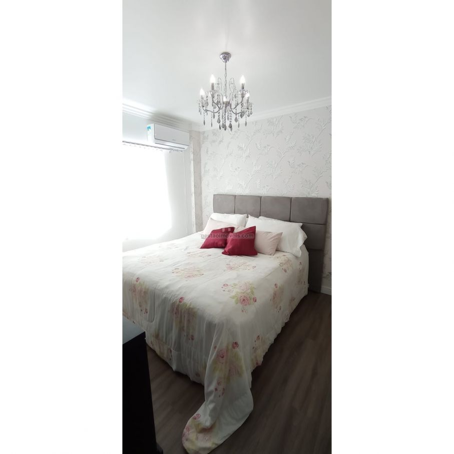 Ótimo Apartamento 3 quartos, Localizado no Centro - Quadra Mar! 