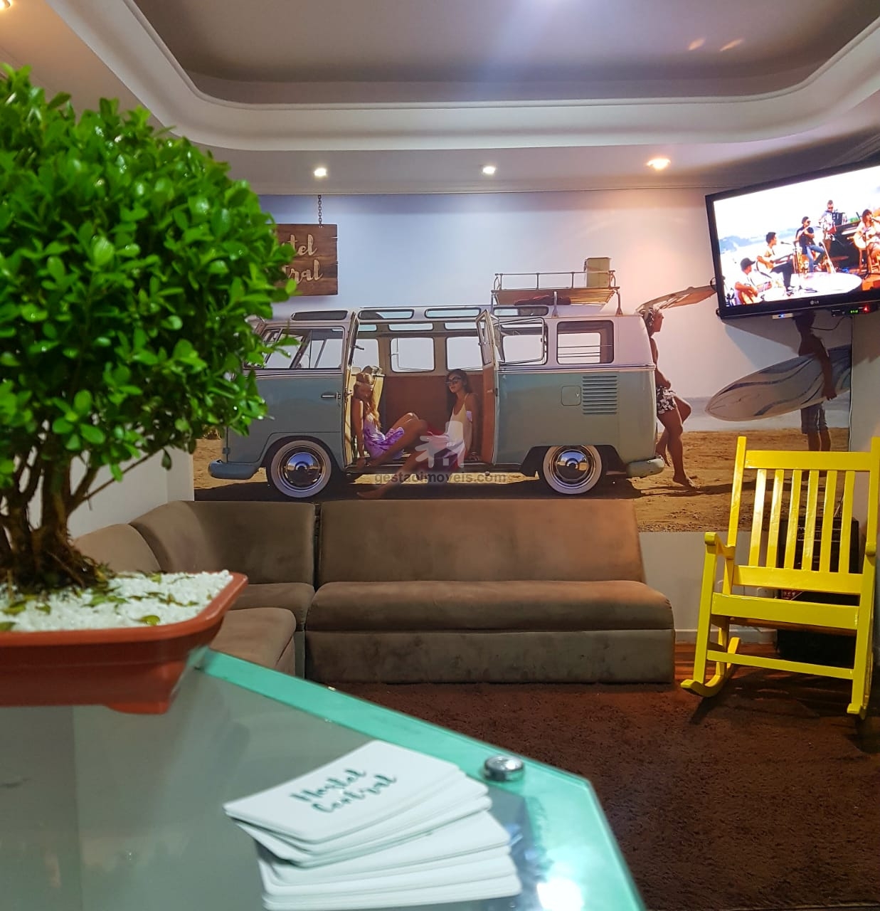 Ótima oportunidade, Hostel à 40 mts da praia