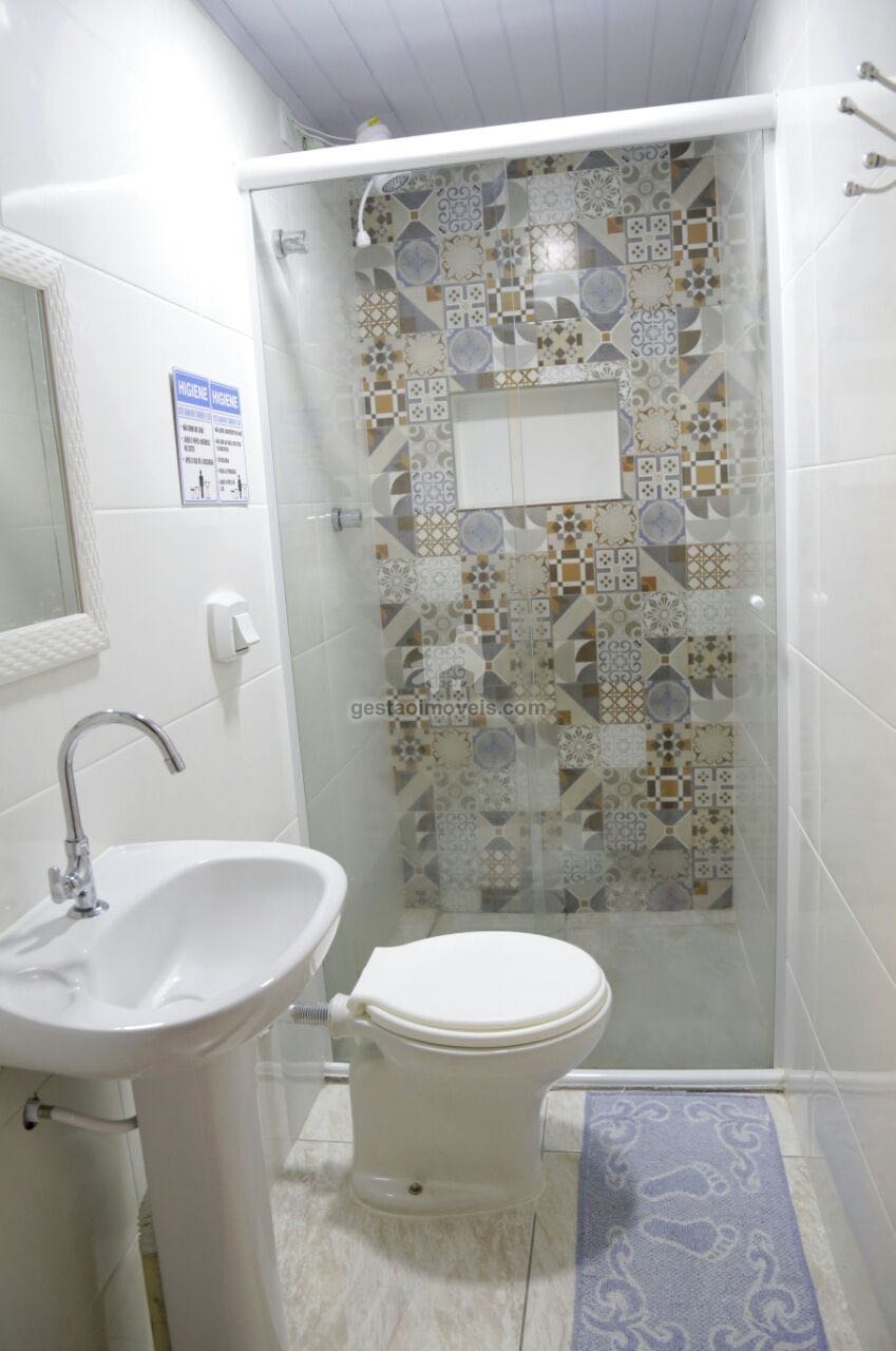 Ótima oportunidade, Hostel à 40 mts da praia