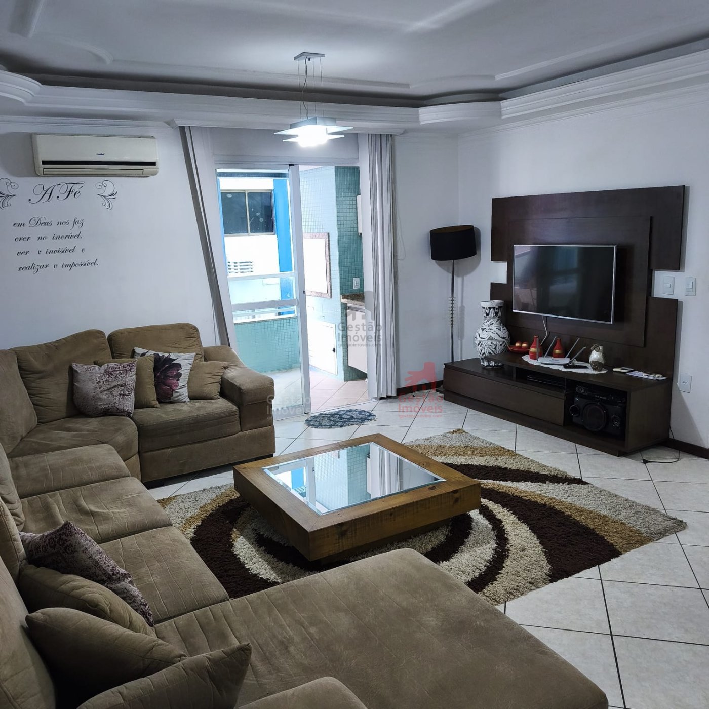 Apartamento 3 quartos para Locação Diária no bairro Centro em Balneário Camboriú