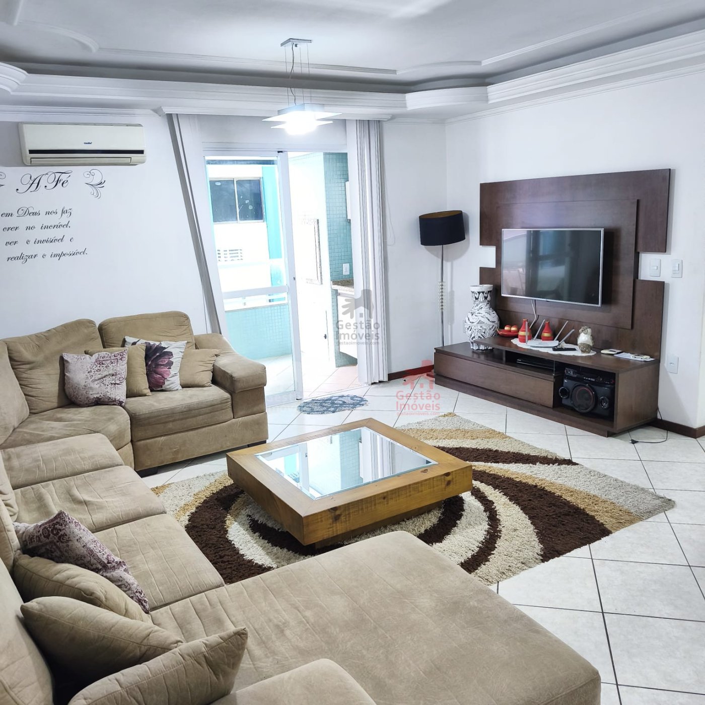 Apartamento 3 quartos para Locação Diária no bairro Centro em Balneário Camboriú